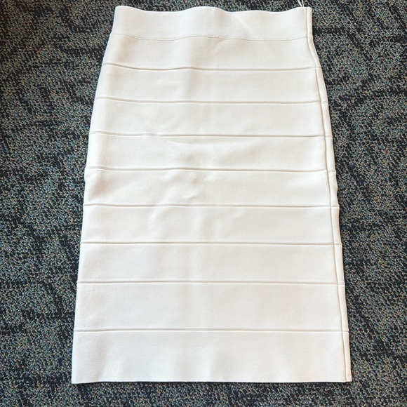 BCBGMaxAzria Ivory Alexia Midi Pencil Skirt Knee Stretch Bondage Sz M - Picture 2 of 6